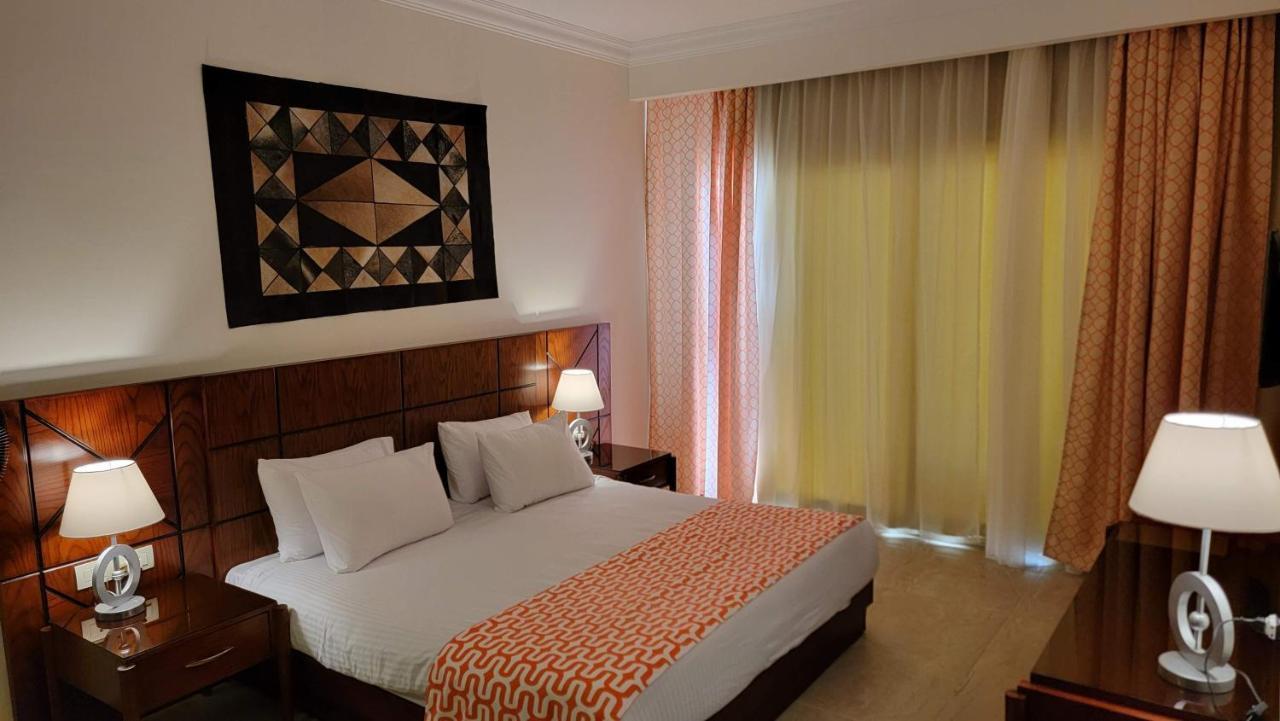Marsa Alam Oyster Bay Beach Resort - Luxury Serviced Condo מראה חיצוני תמונה